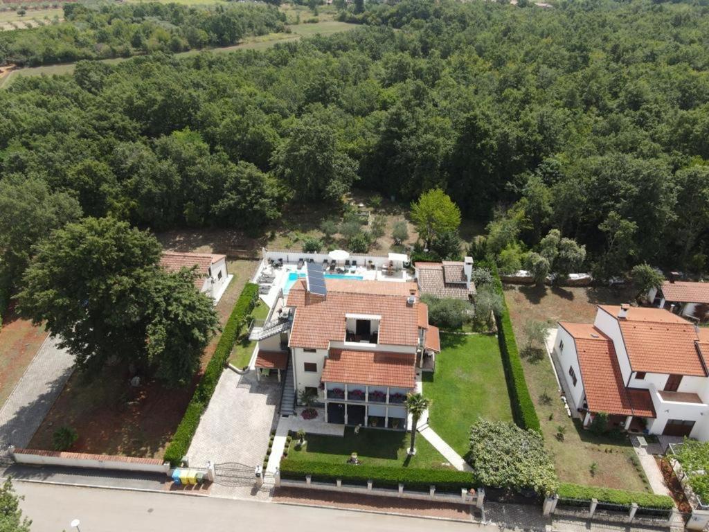 Apartments Pilic Rosini Zewnętrze zdjęcie