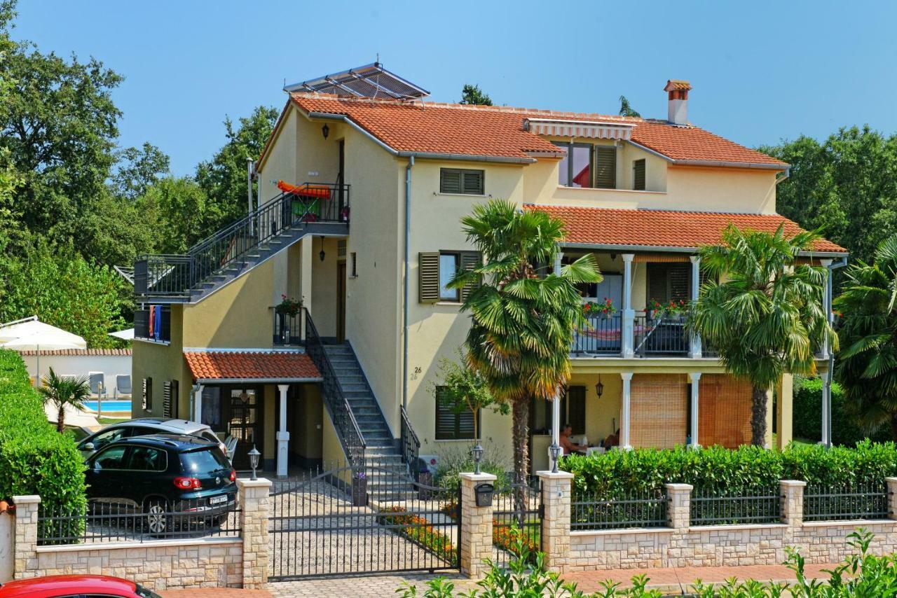 Apartments Pilic Rosini Zewnętrze zdjęcie
