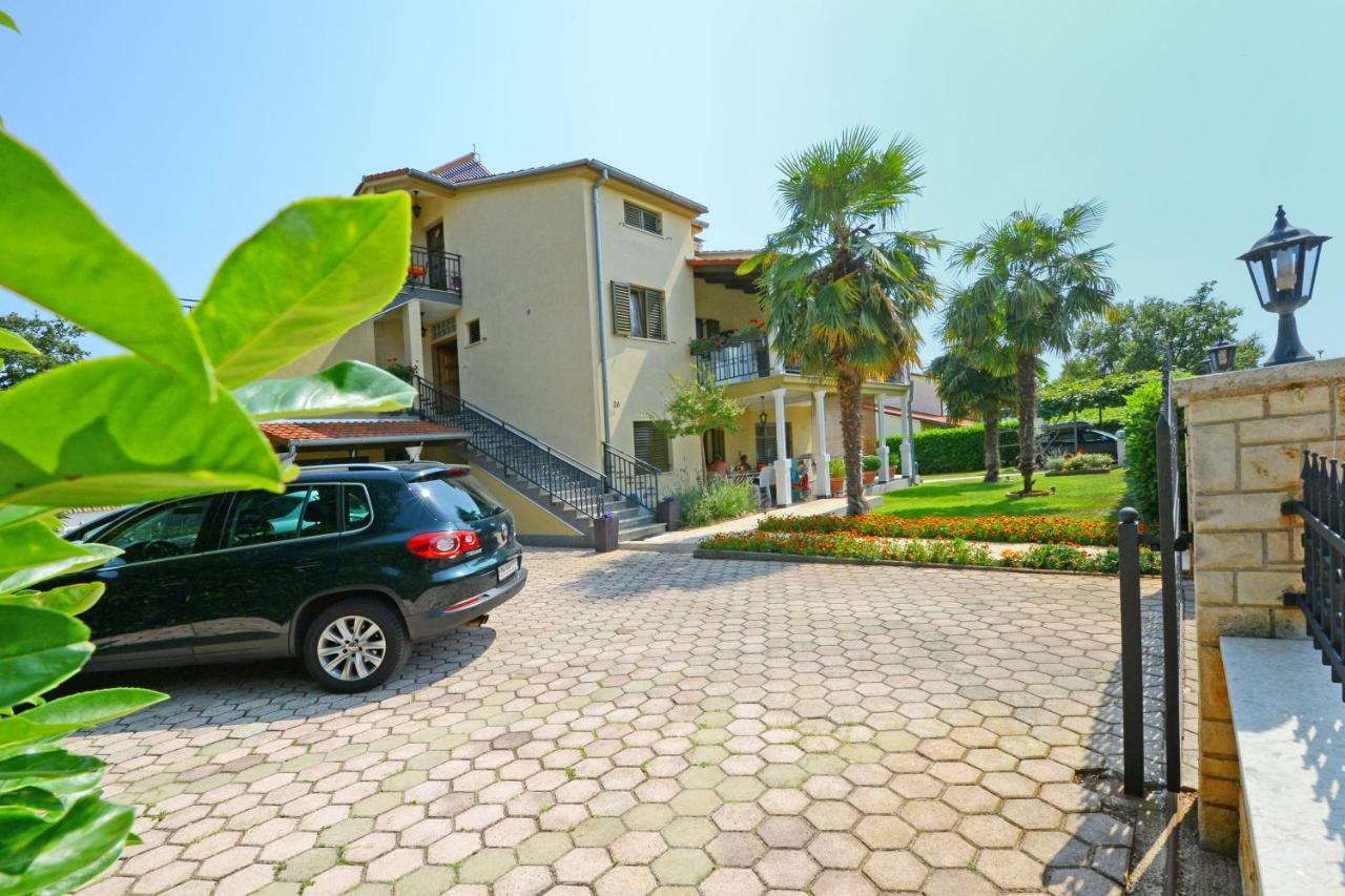 Apartments Pilic Rosini Zewnętrze zdjęcie