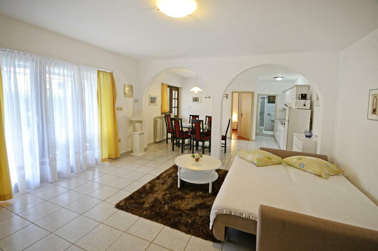 Apartments Pilic Rosini Zewnętrze zdjęcie